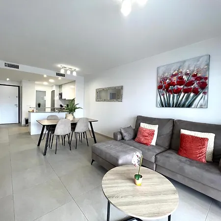 New - Flamenca Village - Fantastic Location! Apartment *